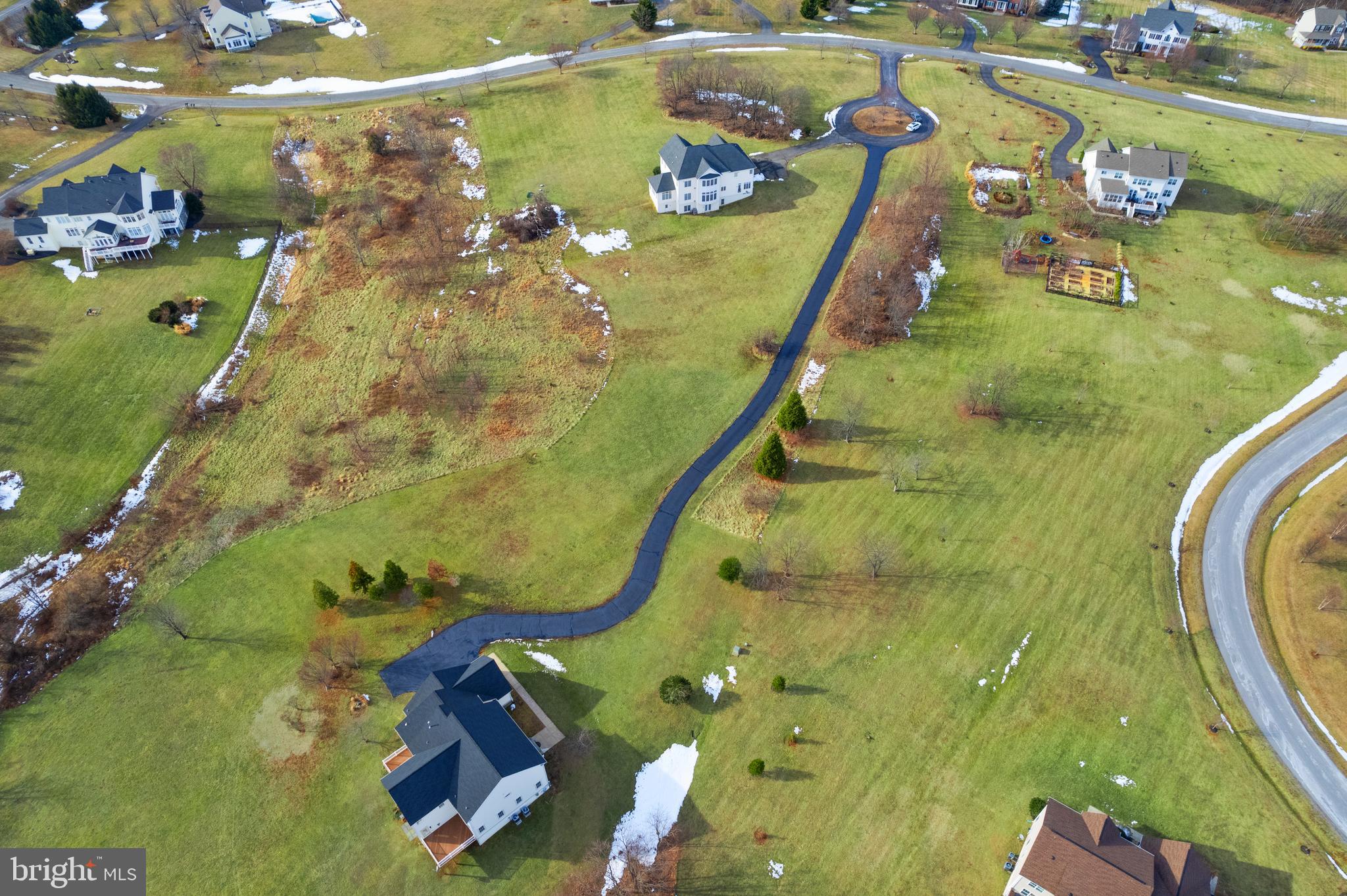 13220 April Cir