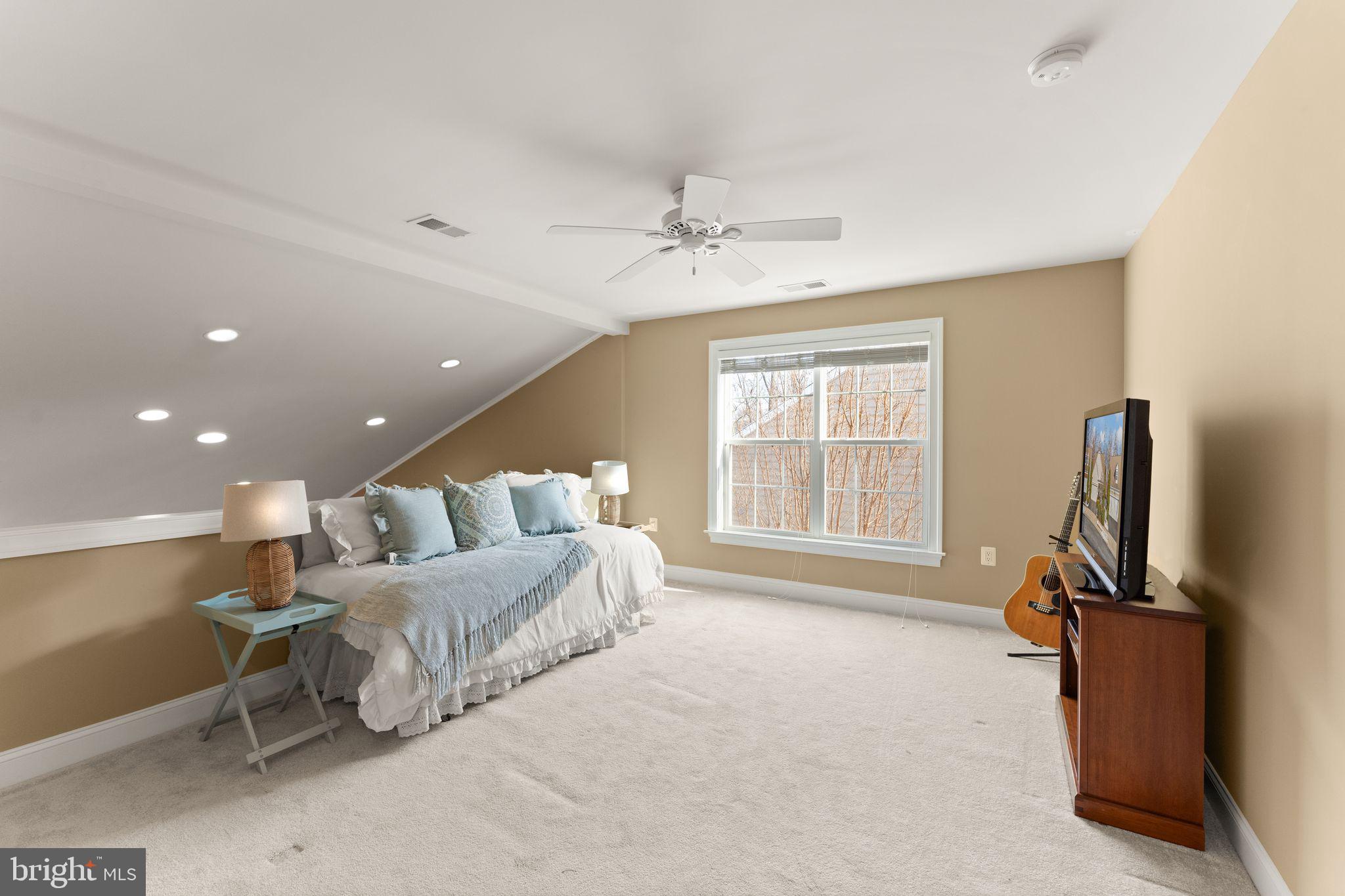 44396 Cruden Bay Dr