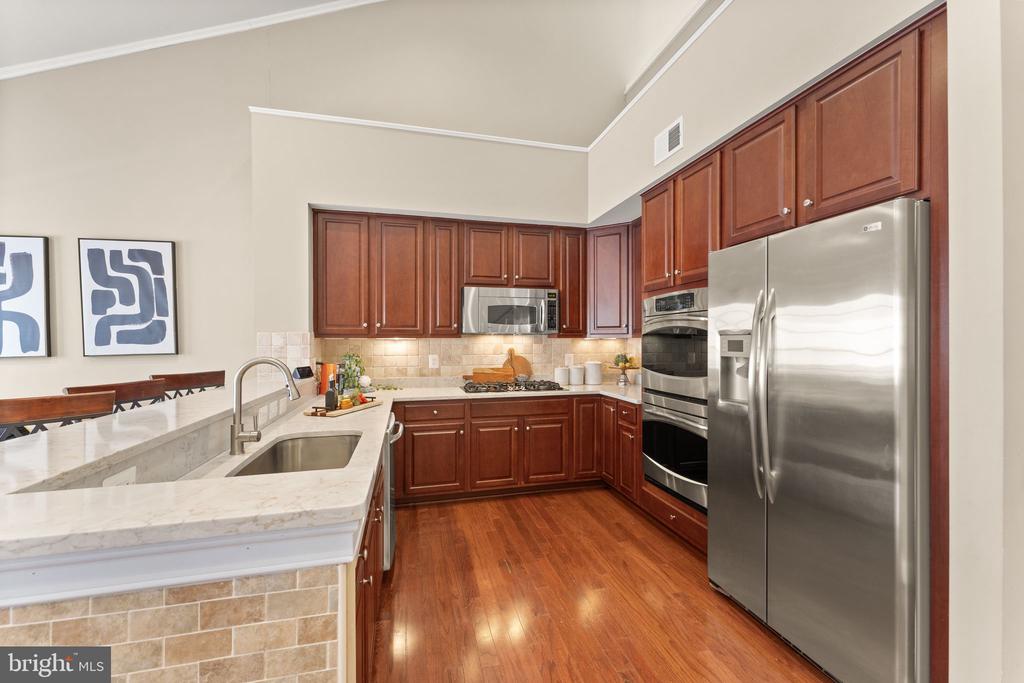 44396 Cruden Bay Dr