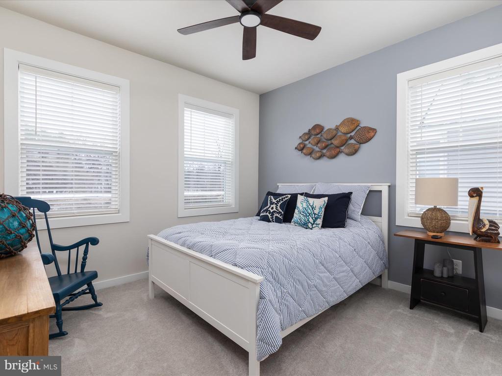 43817 Normans Switch Dr