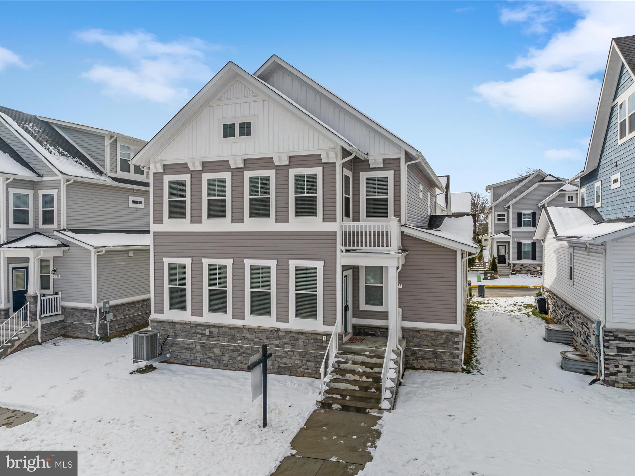 43817 Normans Switch Dr