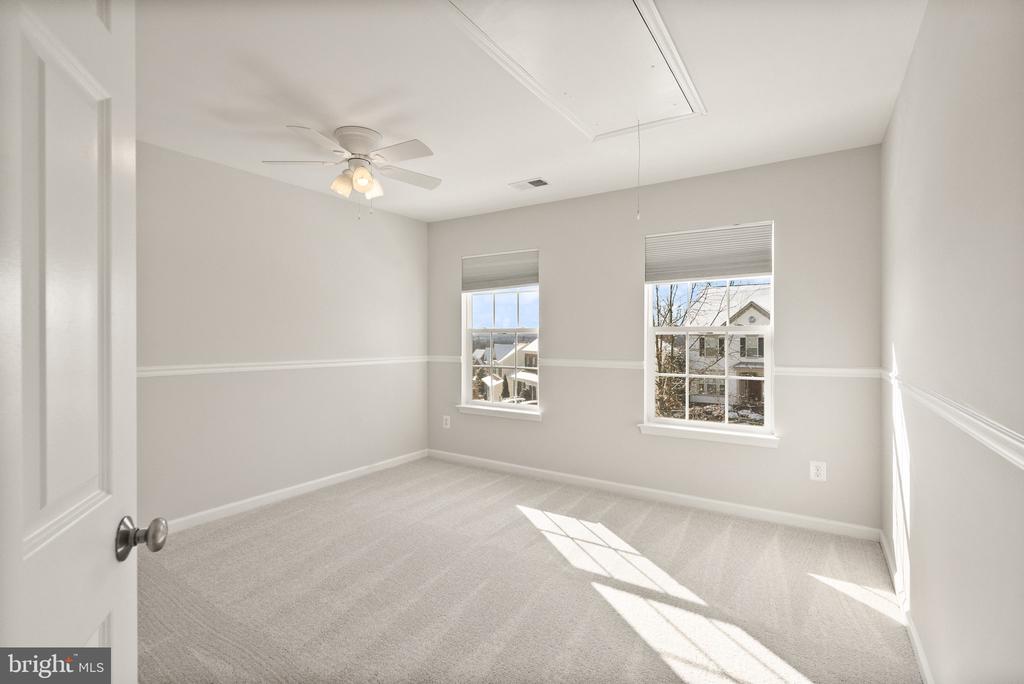 21232 Glassmoyer Ct