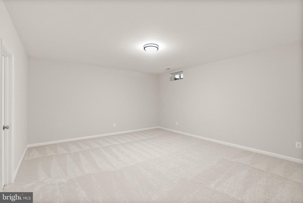 21232 Glassmoyer Ct