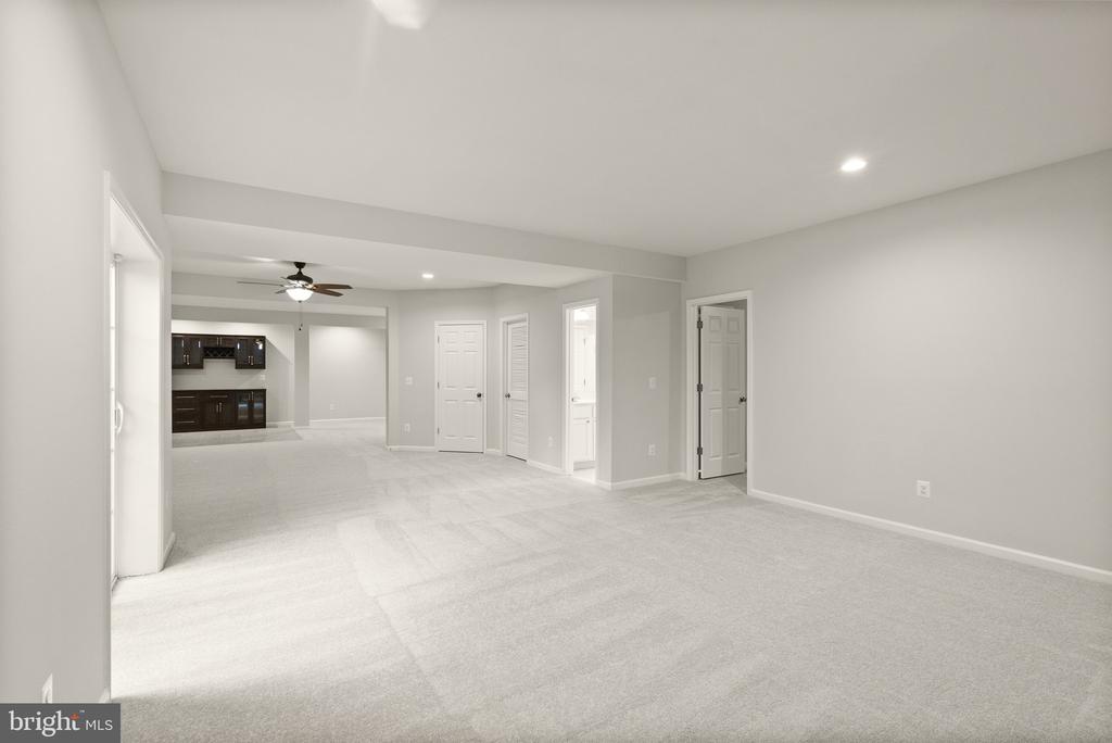 21232 Glassmoyer Ct