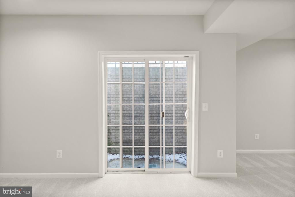21232 Glassmoyer Ct