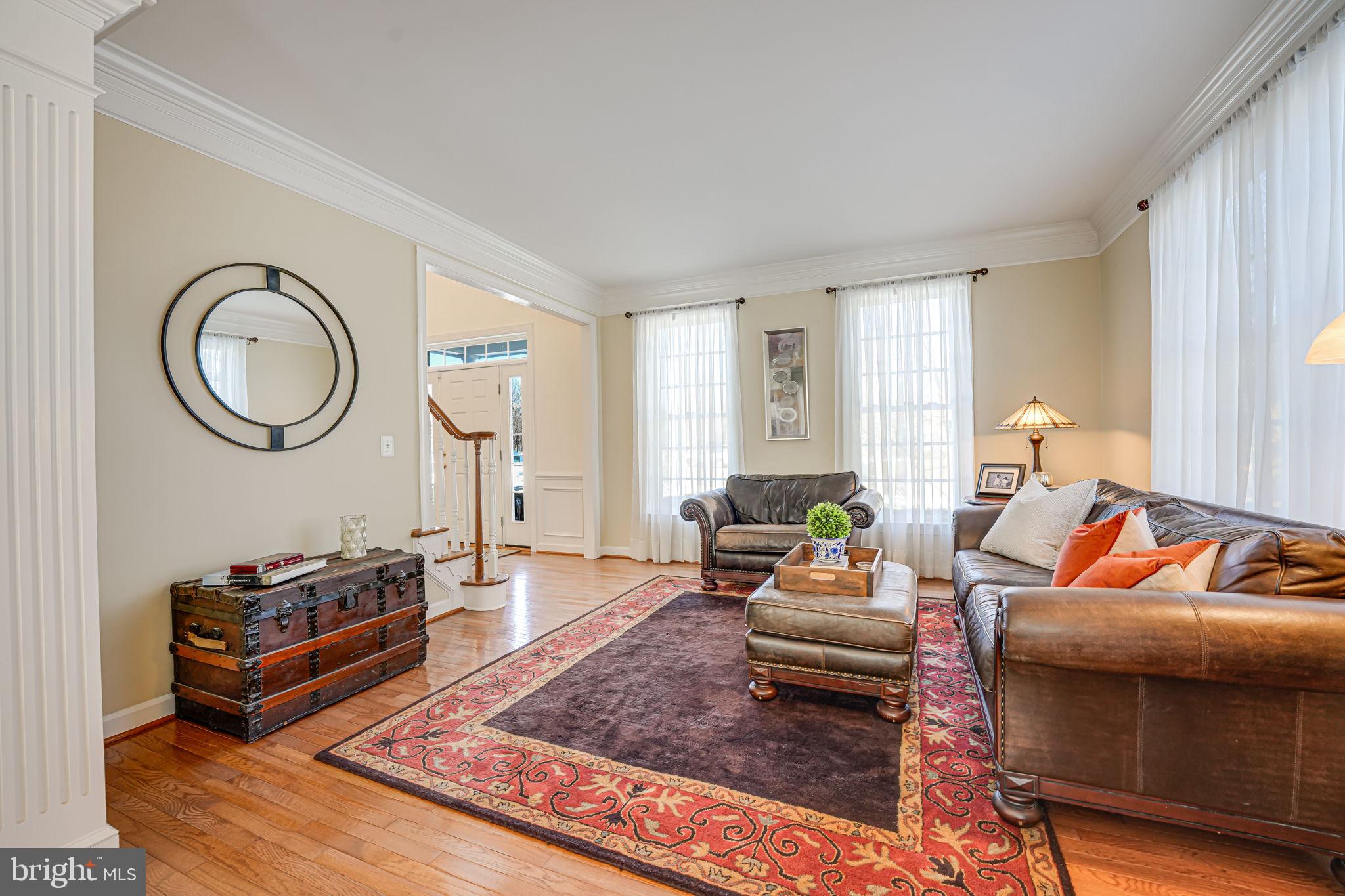 24286 Walnut Hill Pl
