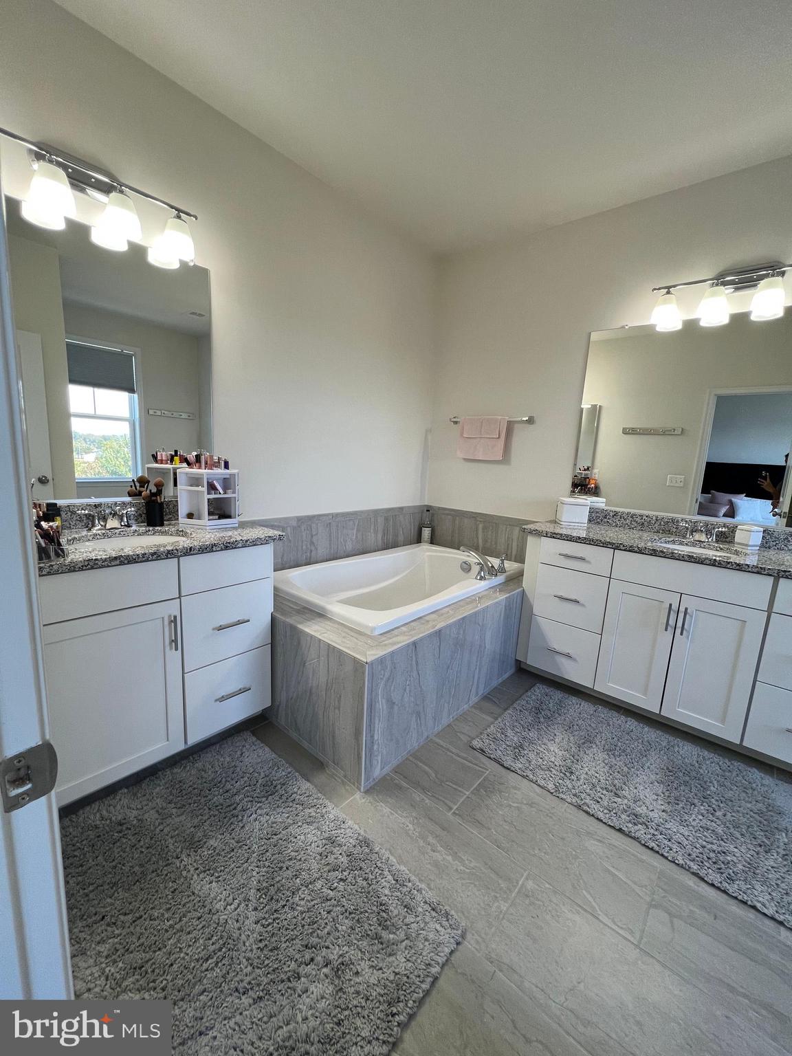 24533 GLENVILLE GROVE TER