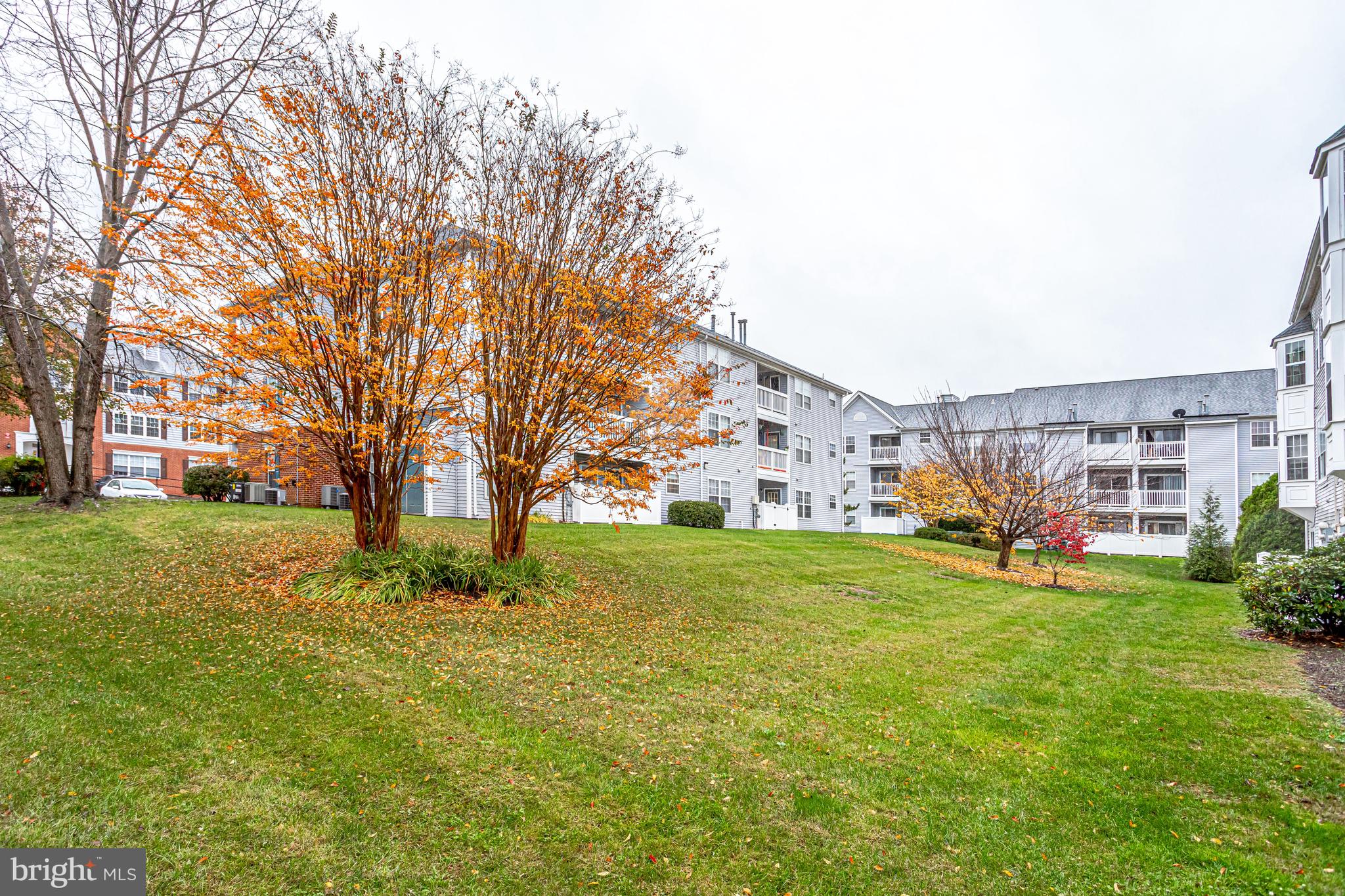 623 Constellation Sq SE #L