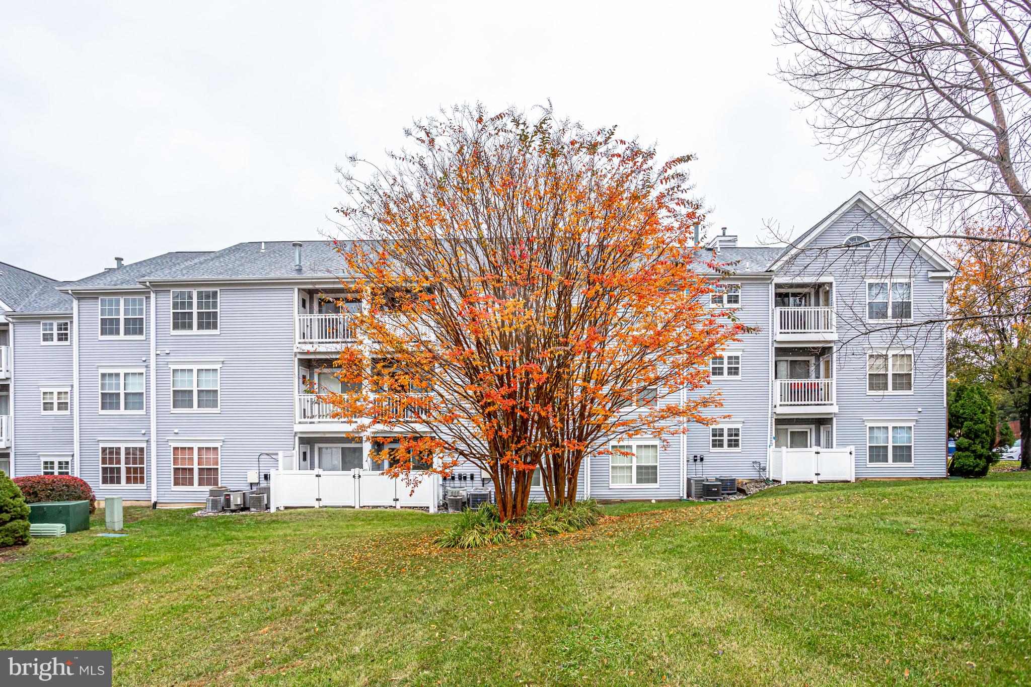 623 Constellation Sq SE #L