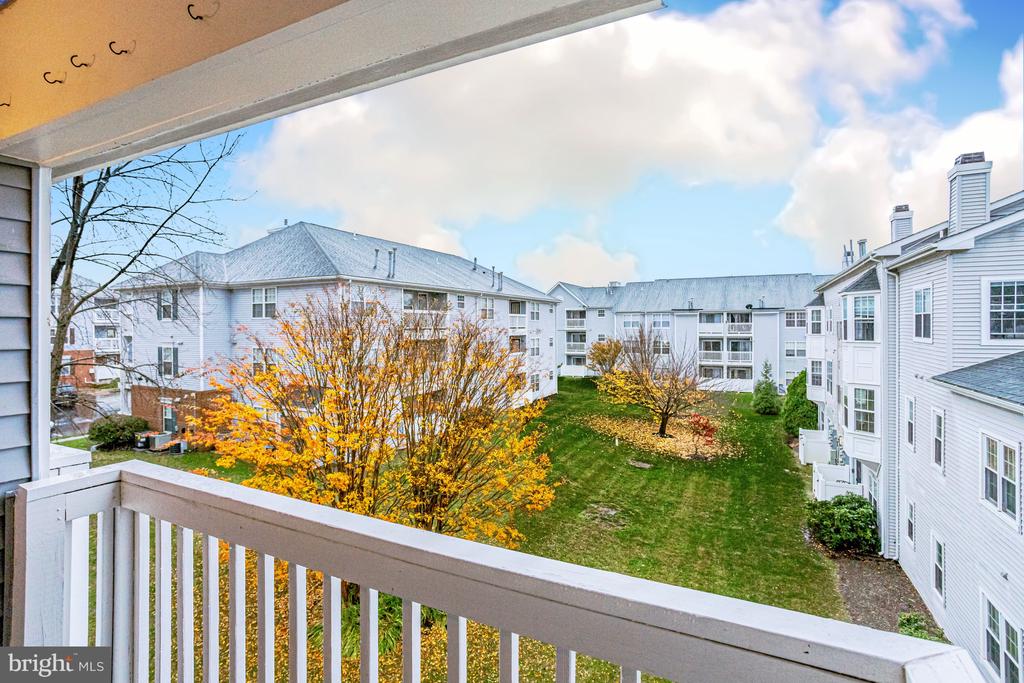 623 Constellation Sq SE #L