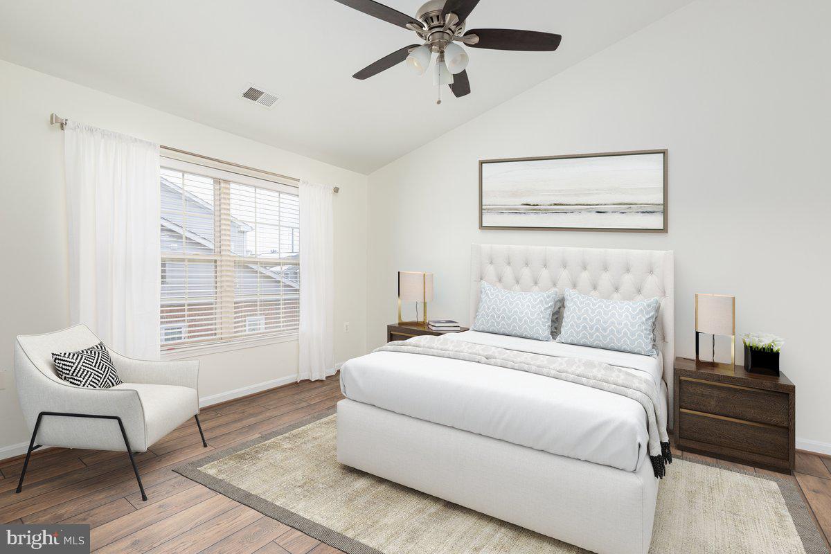 623 Constellation Sq SE #L