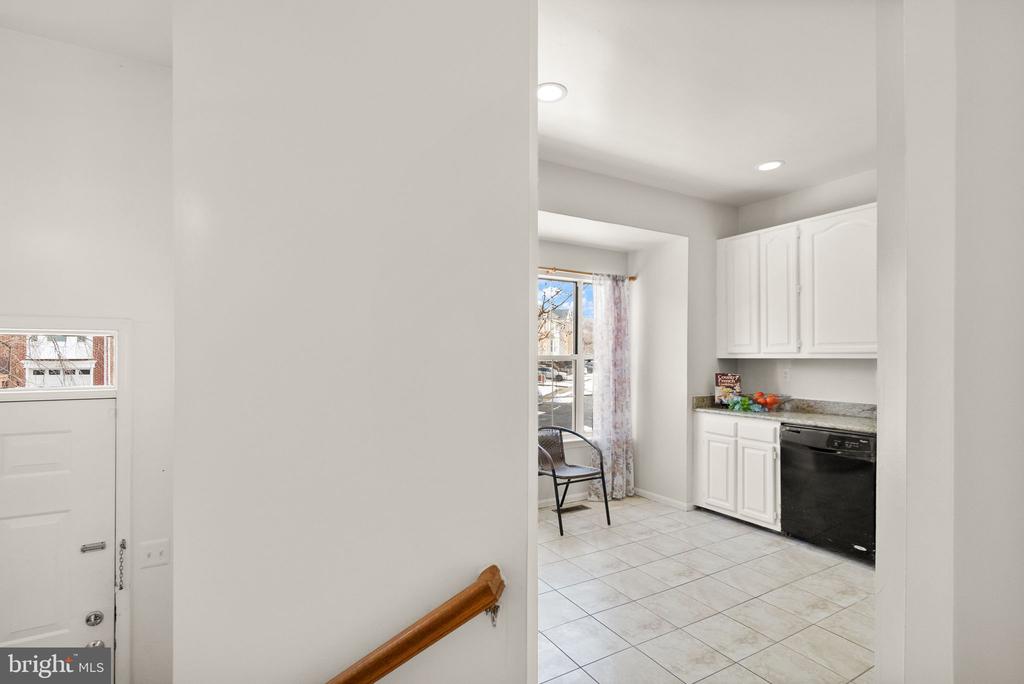 47621 COMER SQ