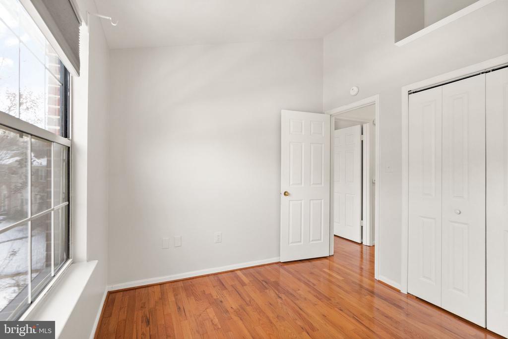 47621 COMER SQ