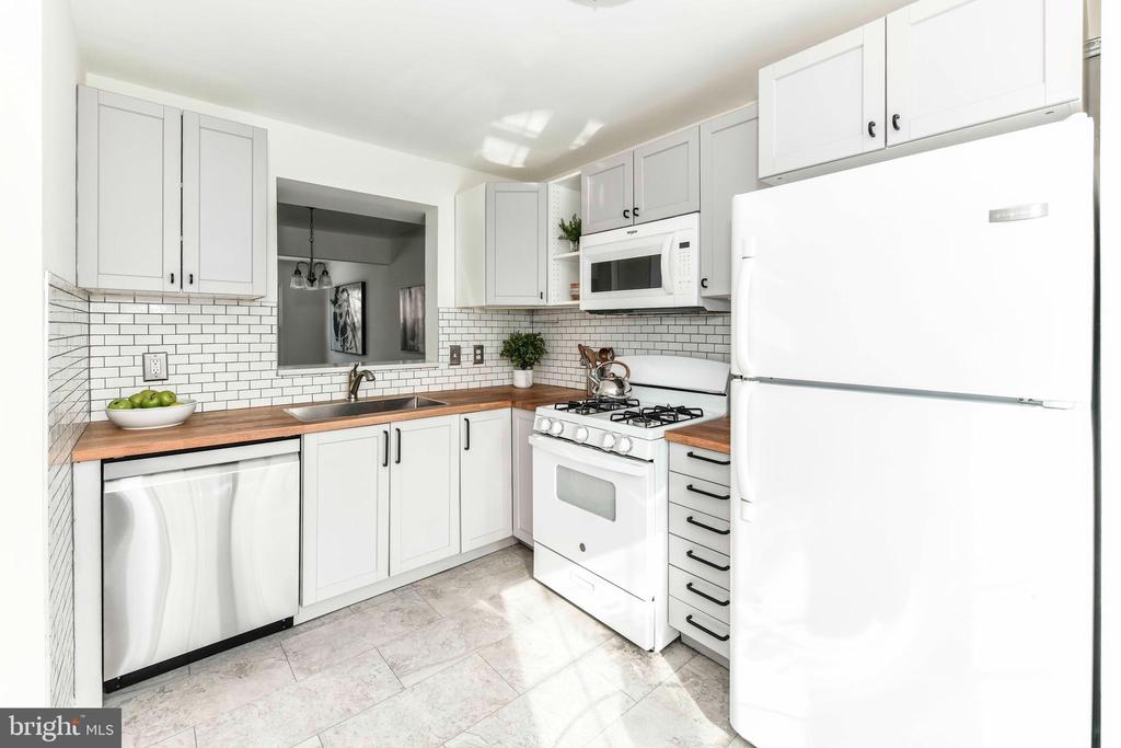 21780 Rockwood Ter