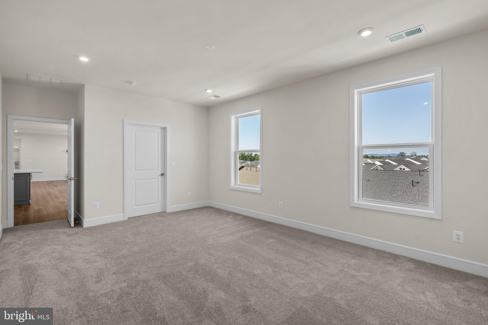 23679 Bolton Crescent Ter #12-402