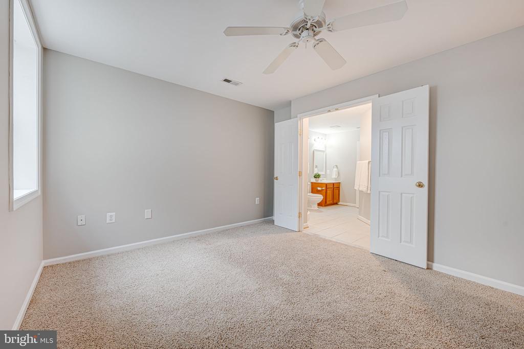 20968 Fowlers Mill Cir