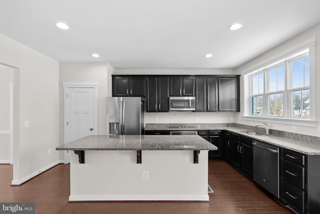 828 Savile Row Ter
