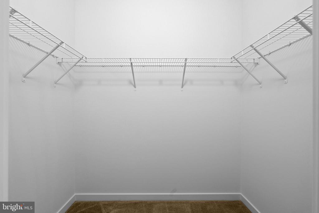 828 Savile Row Ter