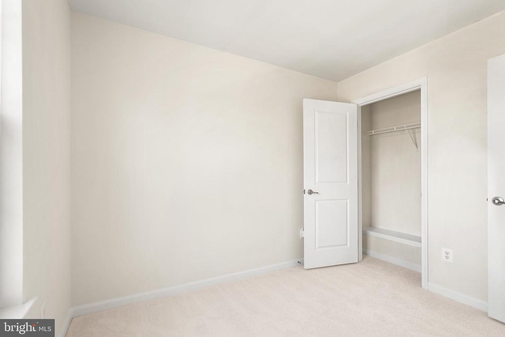 22908 Chinkapin Oak Ter