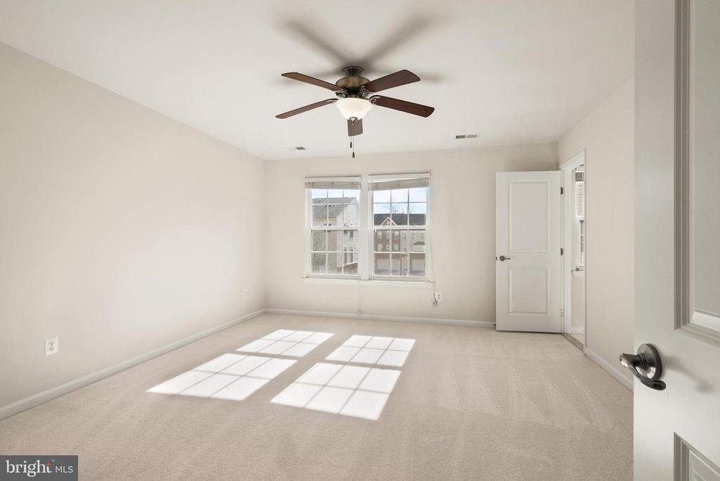 22908 Chinkapin Oak Ter