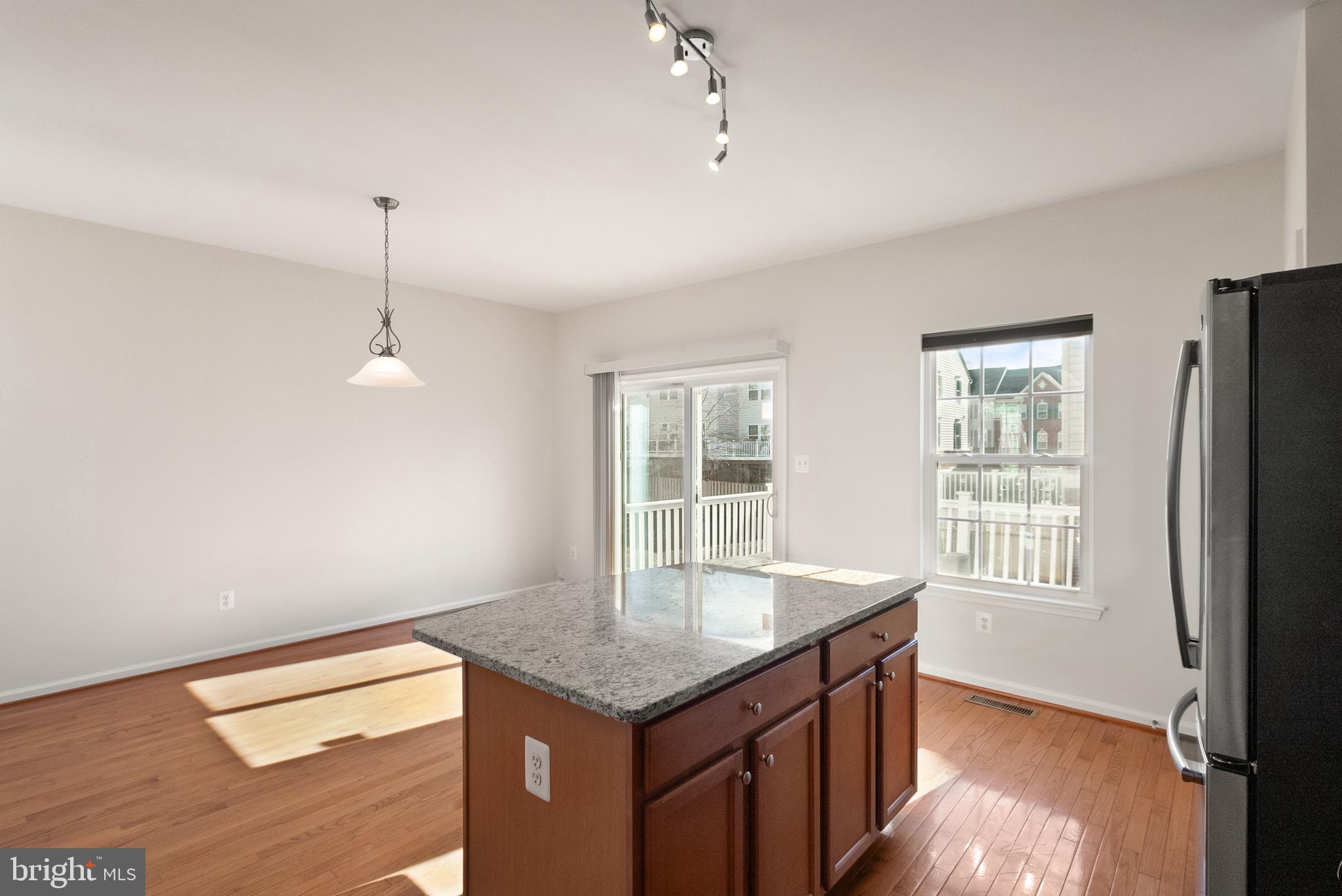 22908 Chinkapin Oak Ter