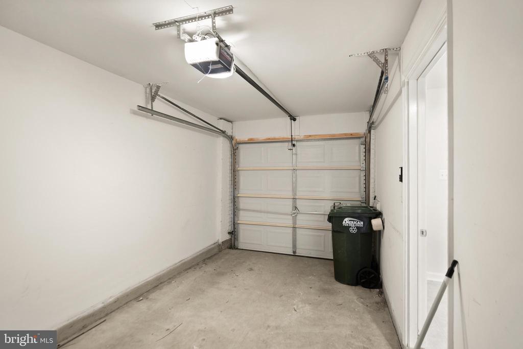 22908 Chinkapin Oak Ter