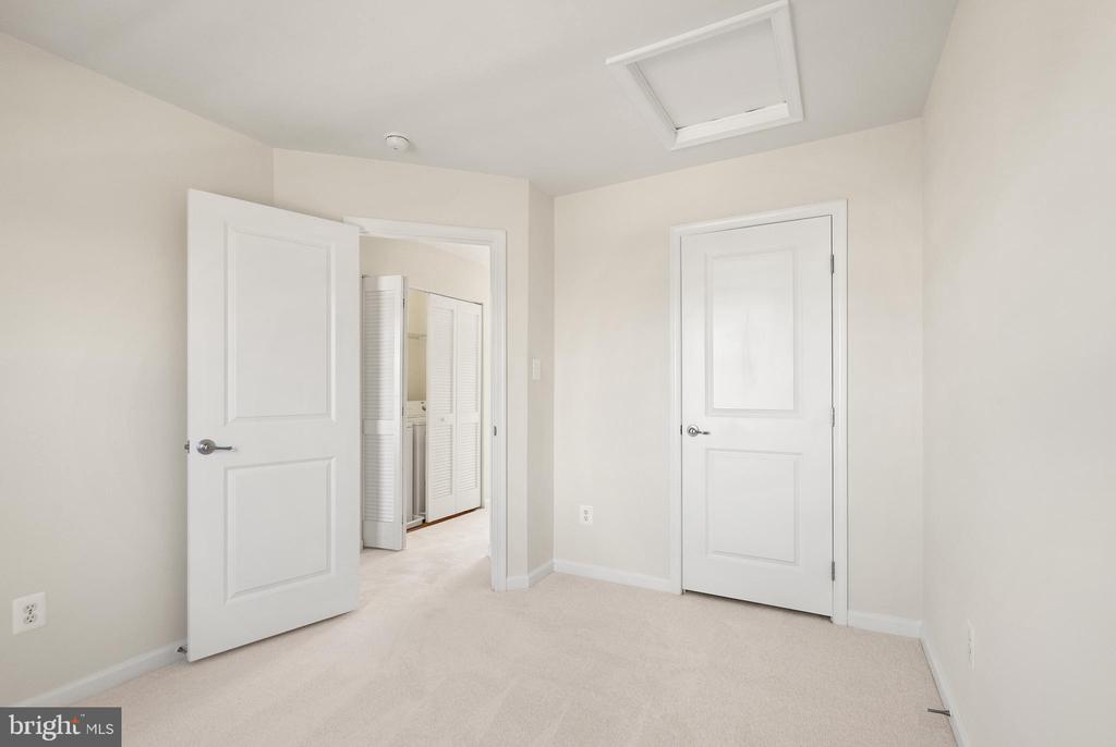 22908 Chinkapin Oak Ter