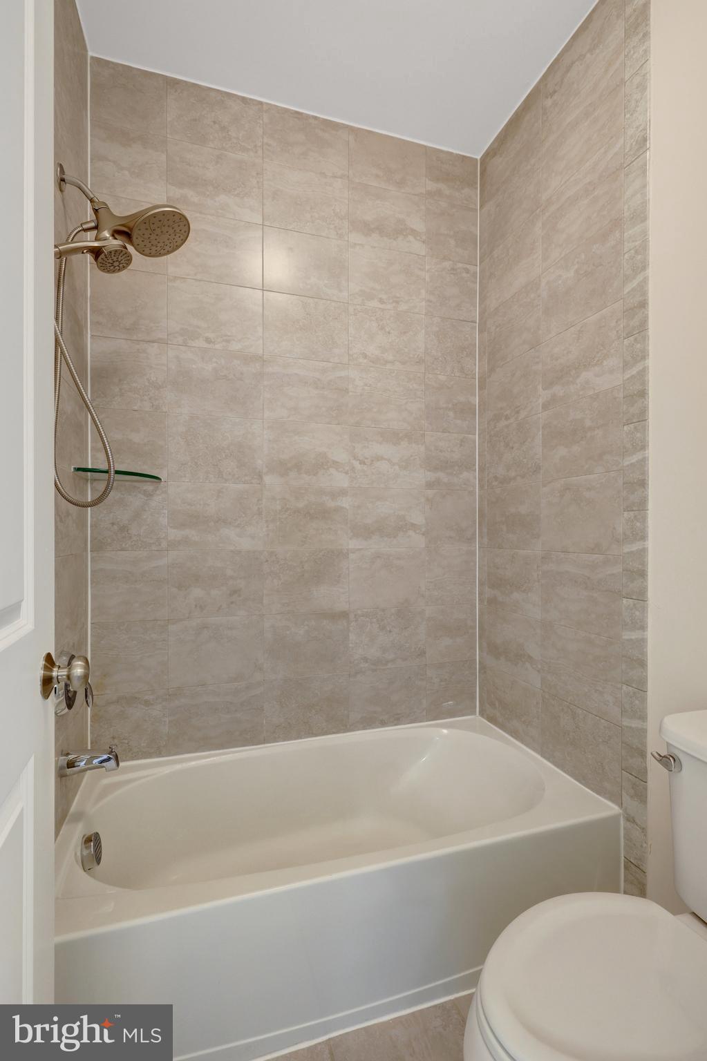 23120 Brooksbank
