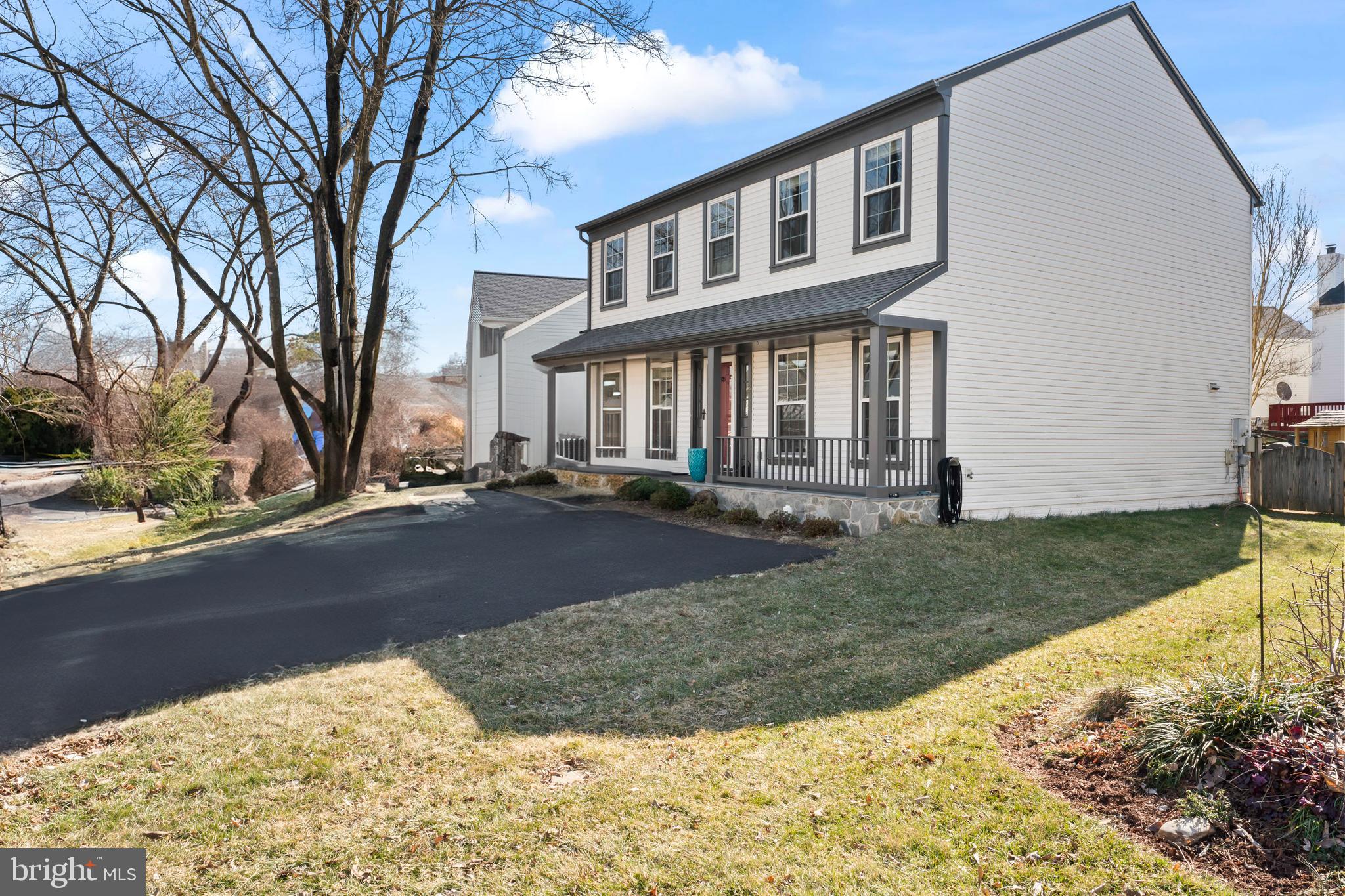 9 Dudley Ct