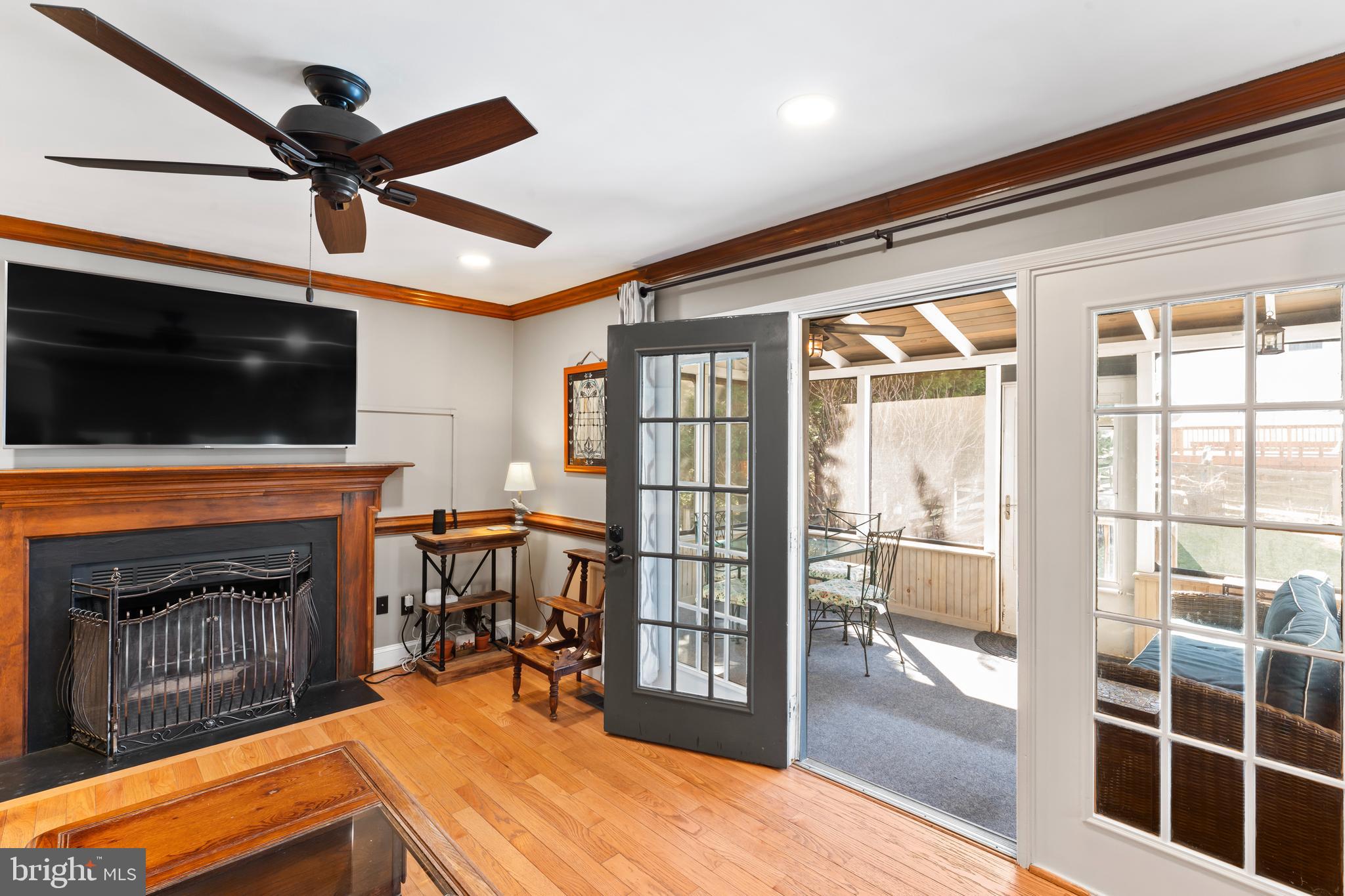 9 Dudley Ct