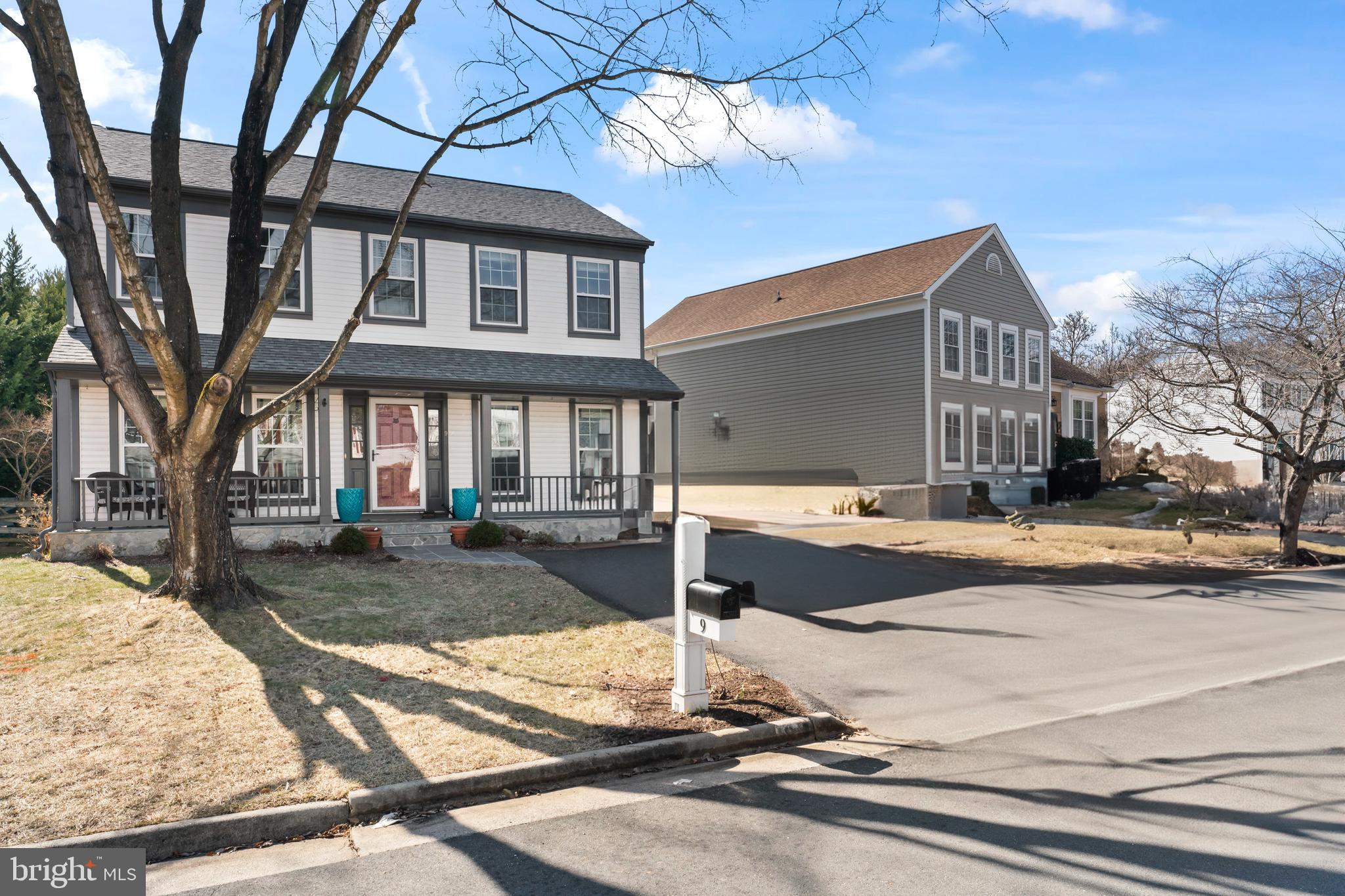9 Dudley Ct