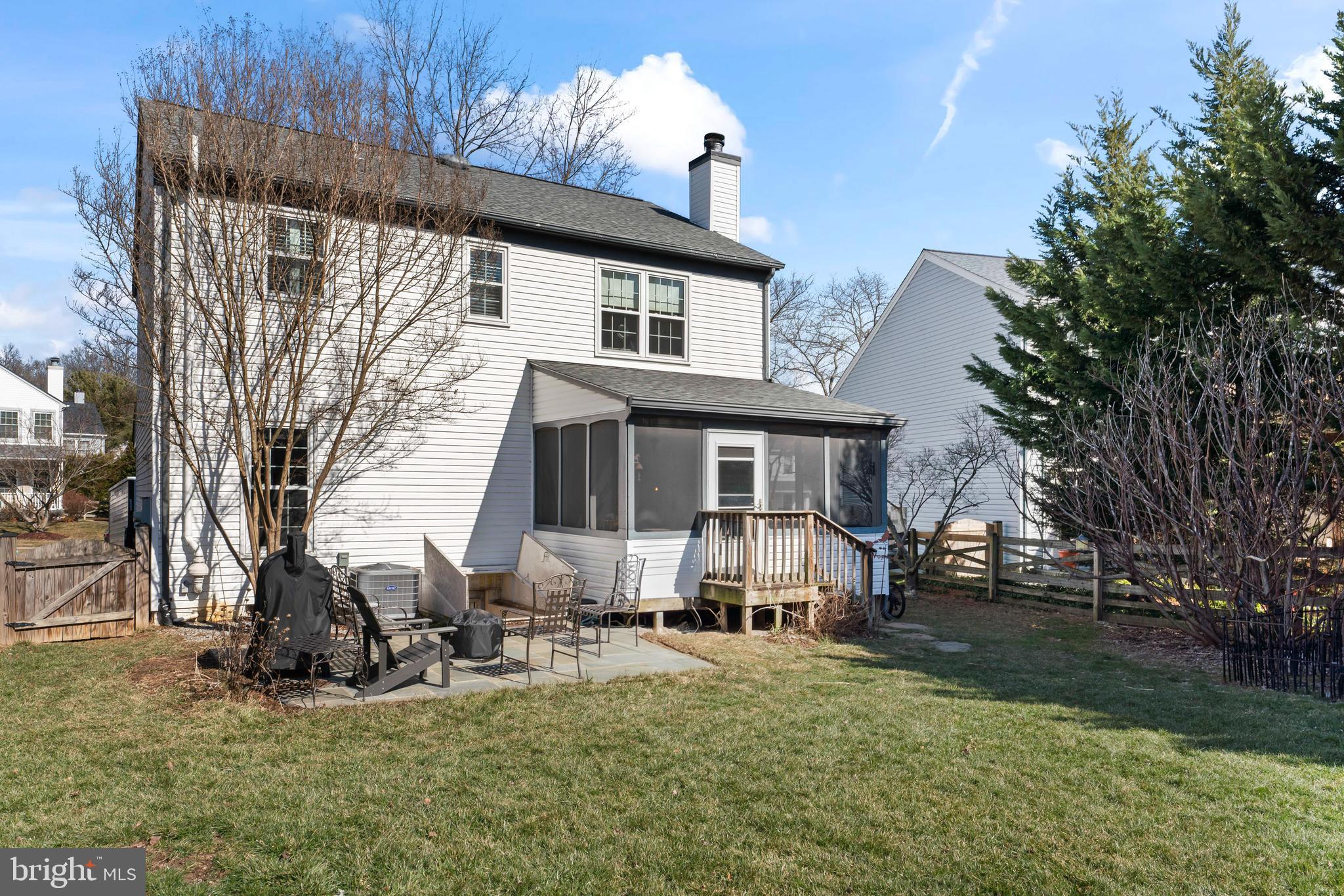 9 Dudley Ct