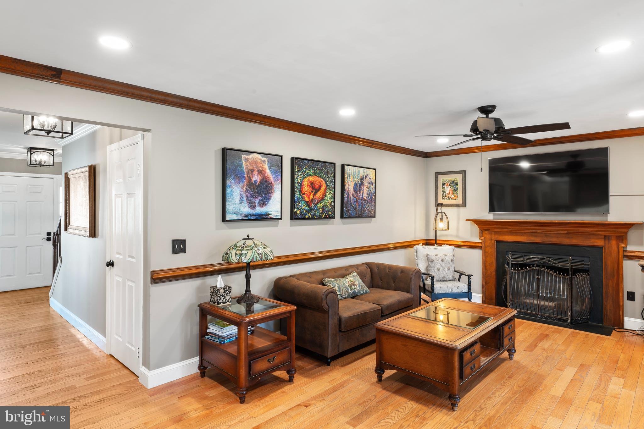 9 Dudley Ct