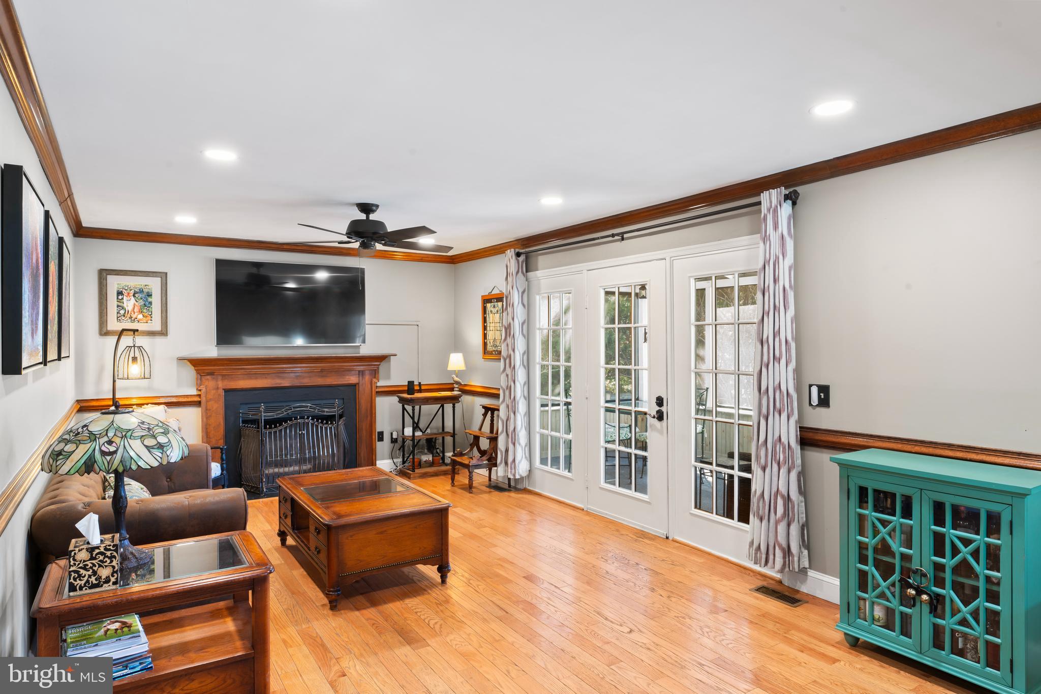 9 Dudley Ct