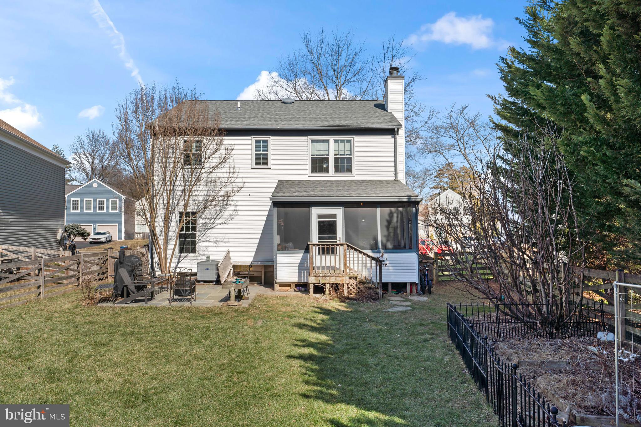 9 Dudley Ct