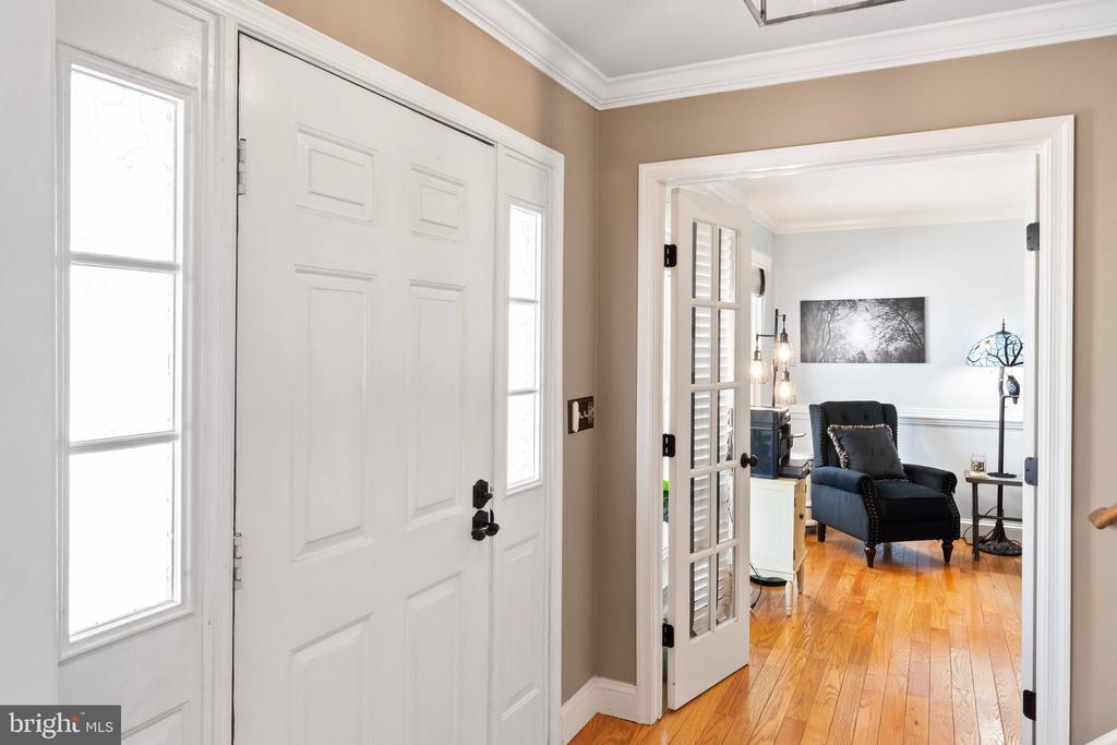 9 Dudley Ct