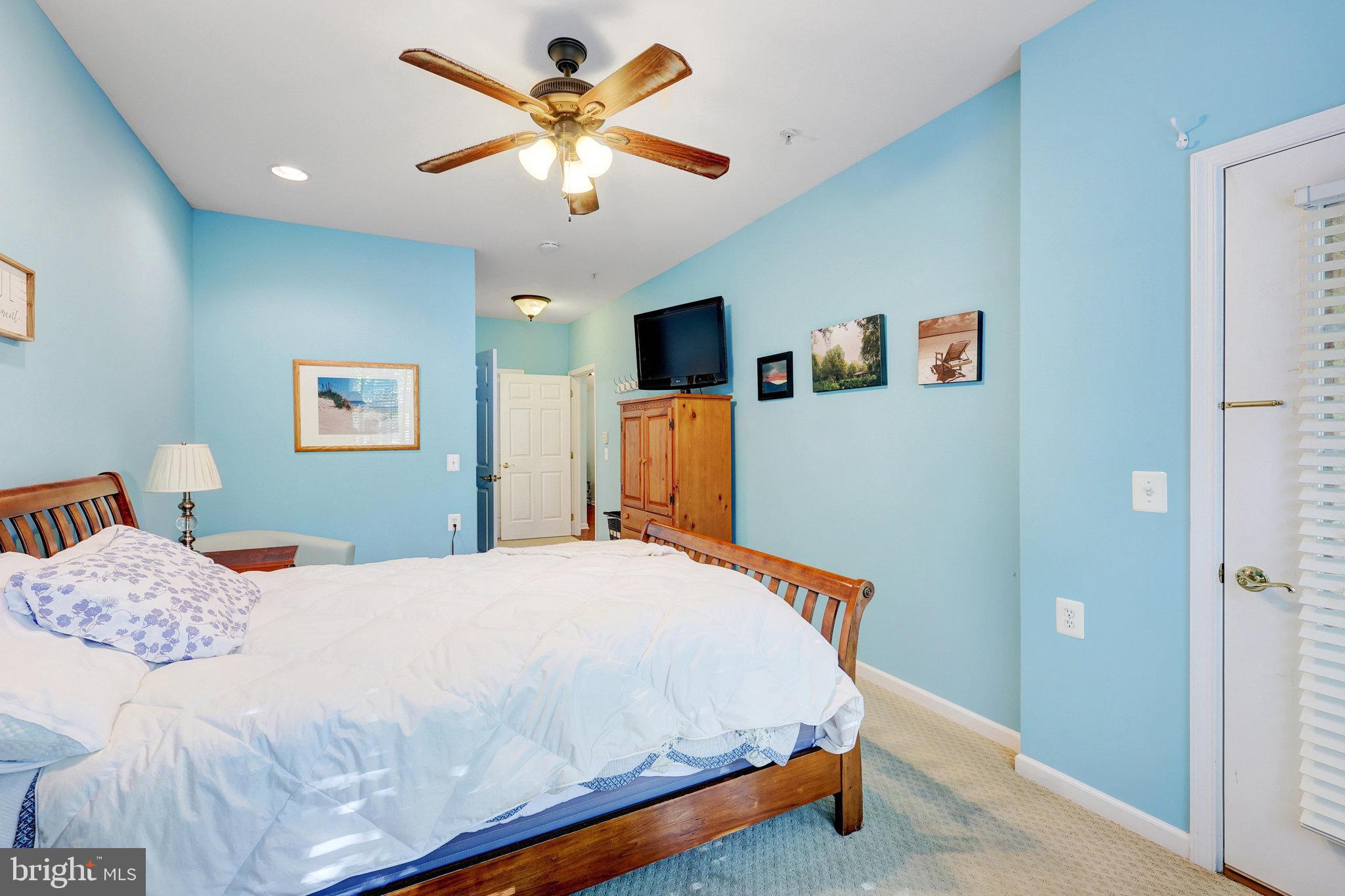20375 Belmont Park Ter #104