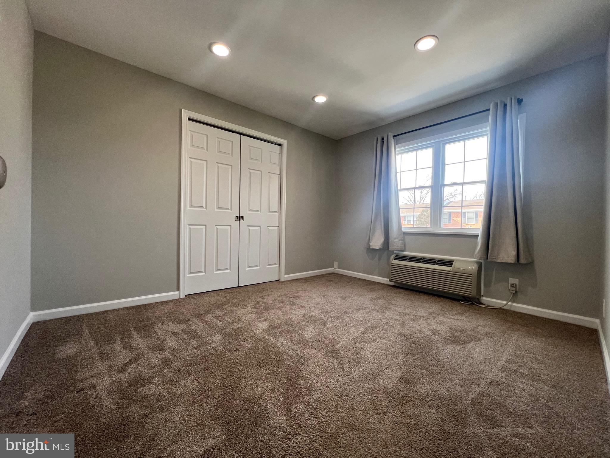 108 N Baylor Dr