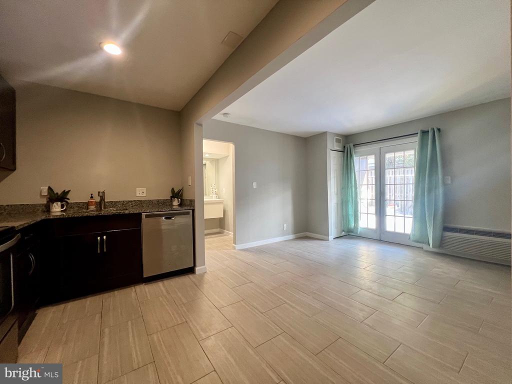 108 N Baylor Dr
