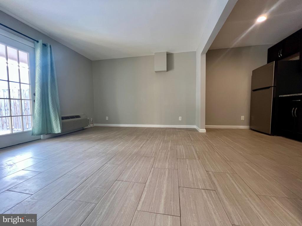 108 N Baylor Dr