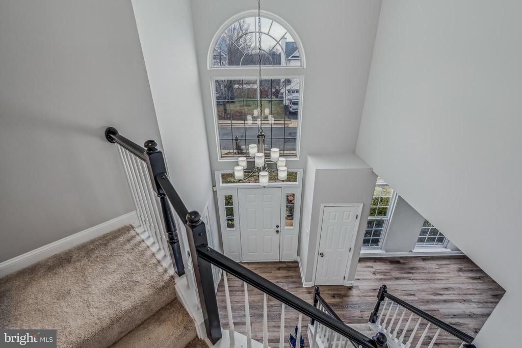 1247 Barksdale Dr NE