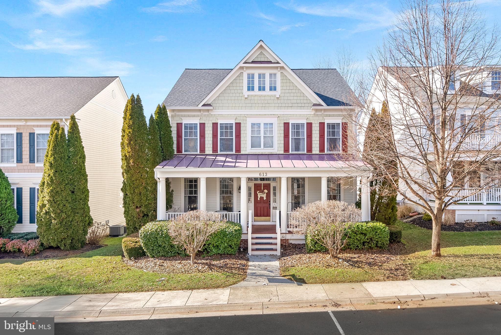 613 Greysands Ln