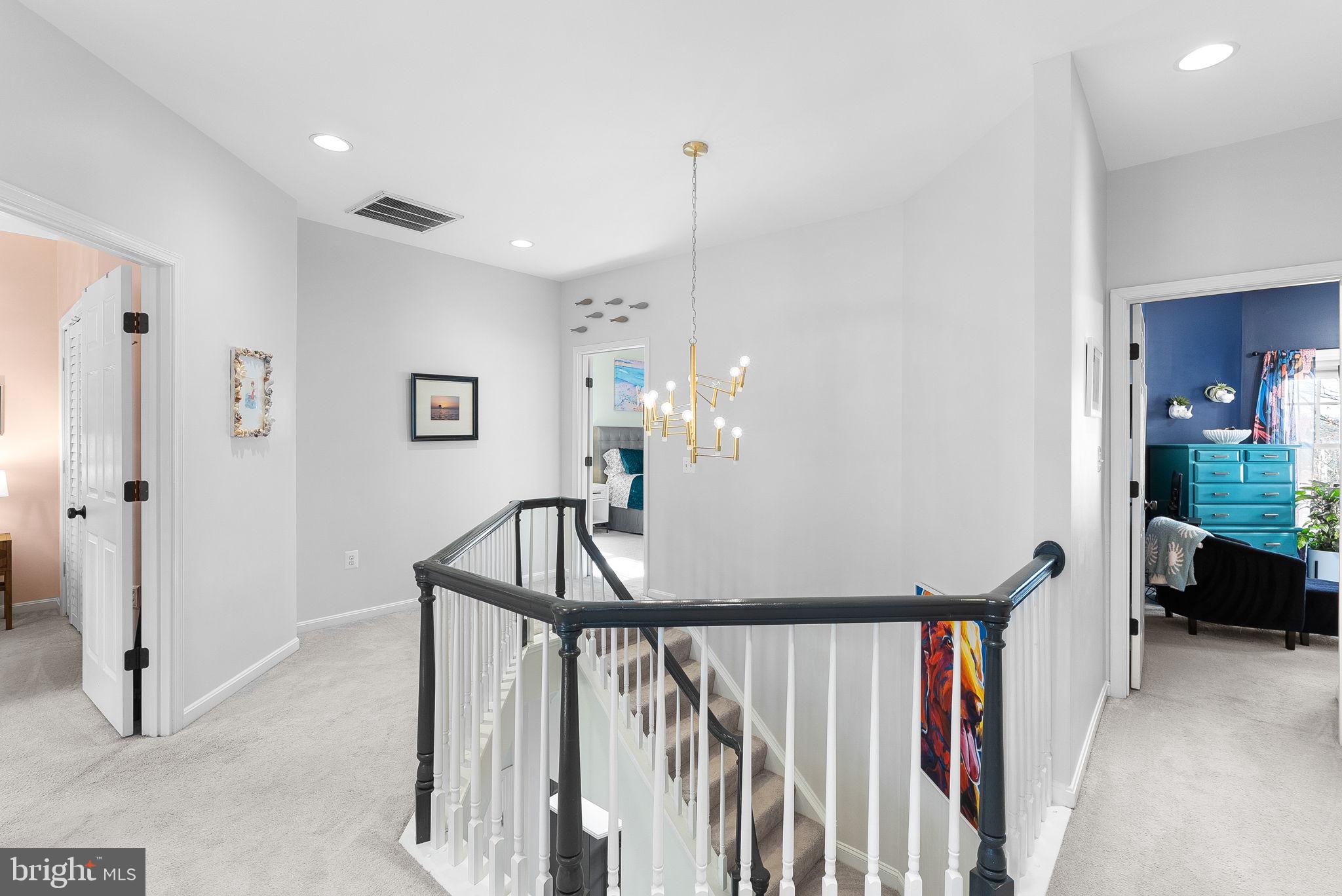 613 Greysands Ln