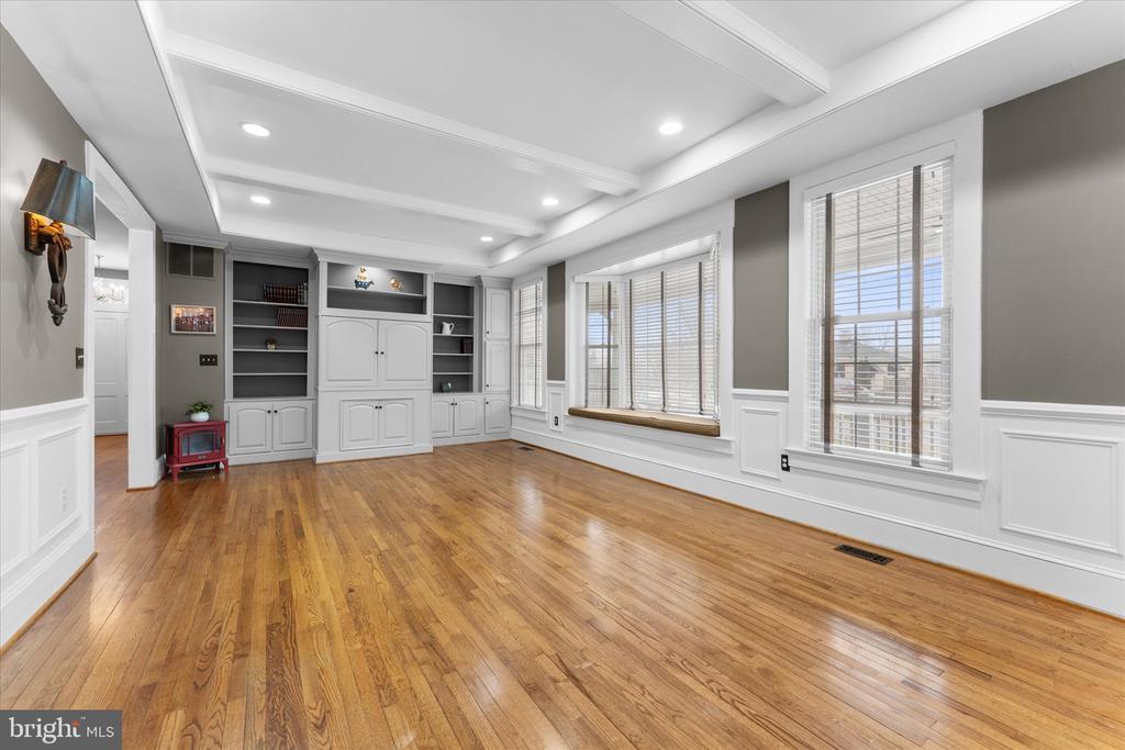 16999 Highland Cir