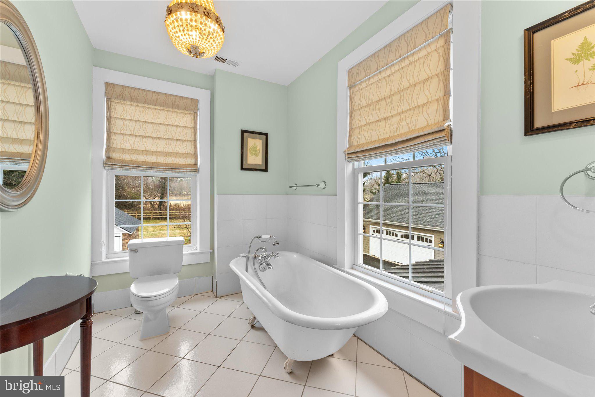 16999 Highland Cir