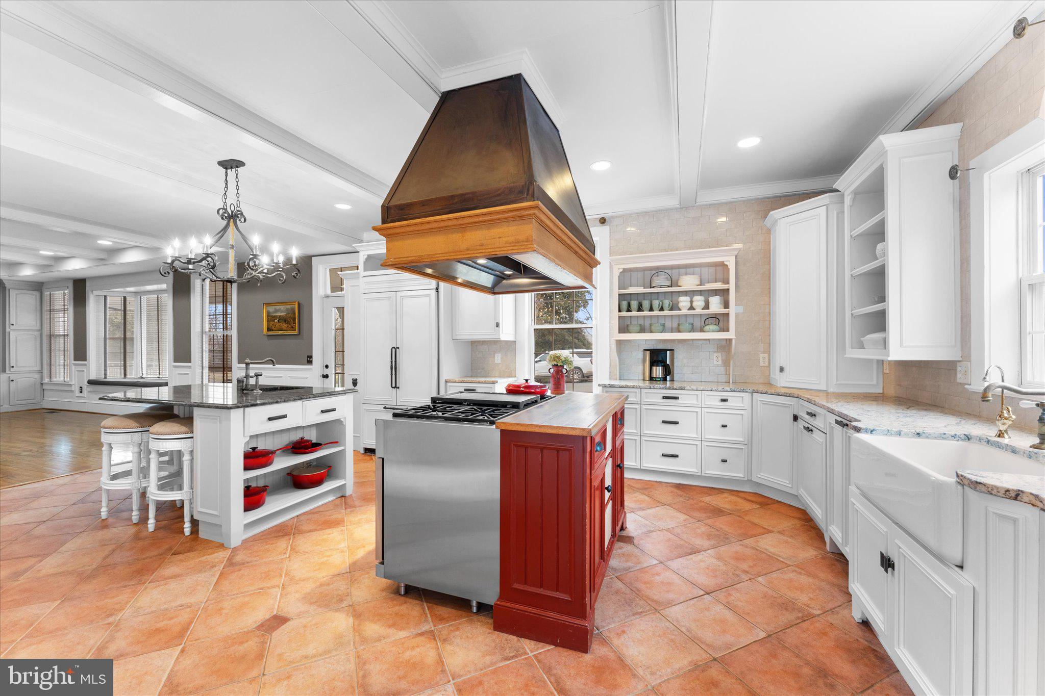 16999 Highland Cir