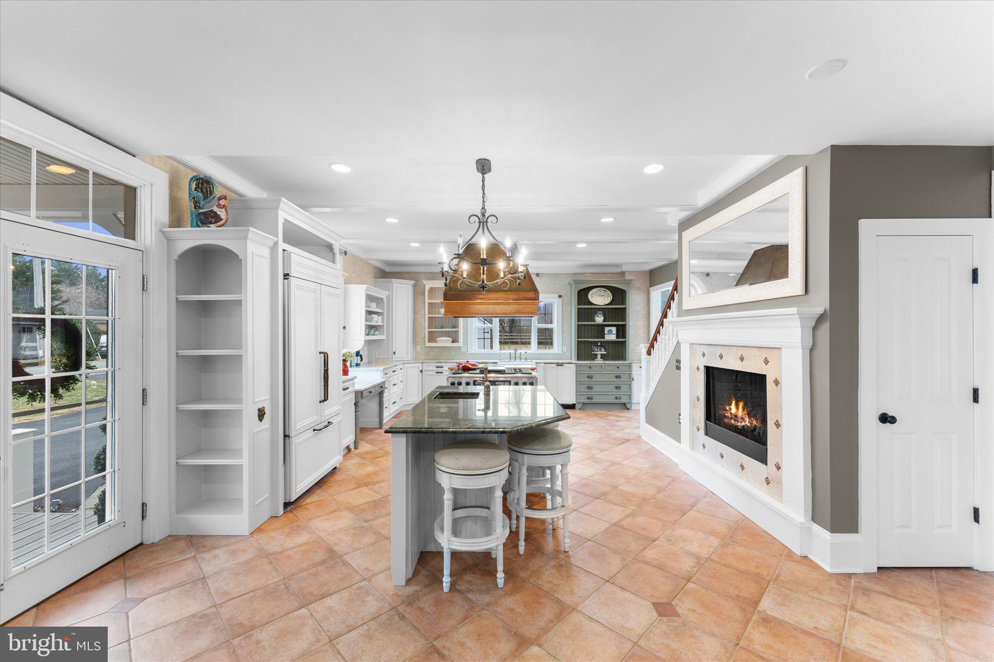 16999 Highland Cir