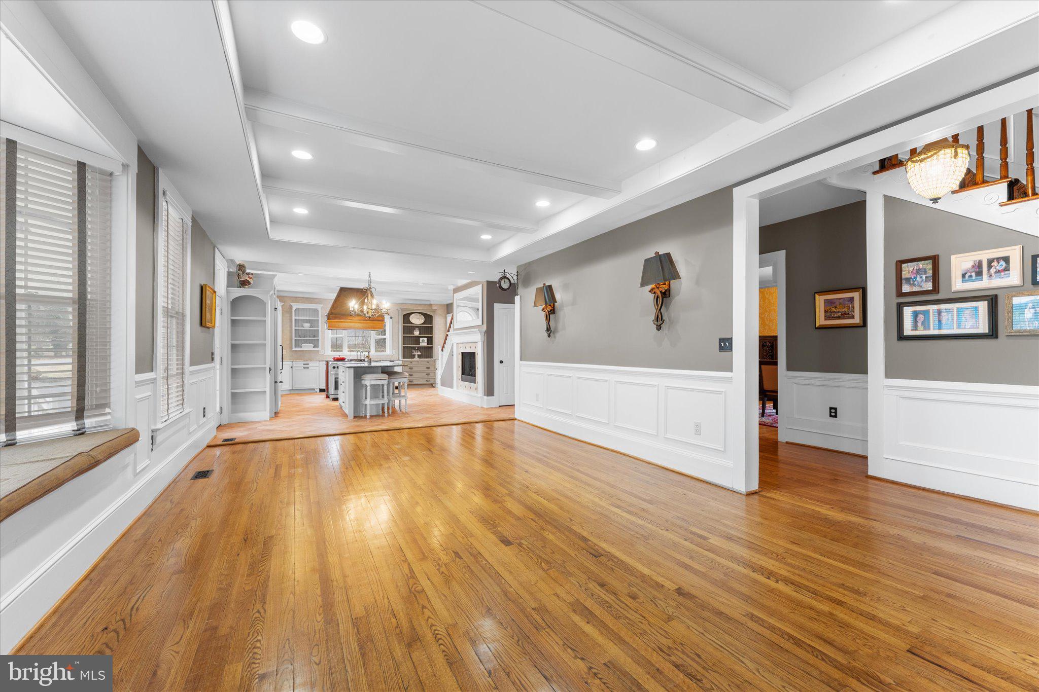 16999 Highland Cir
