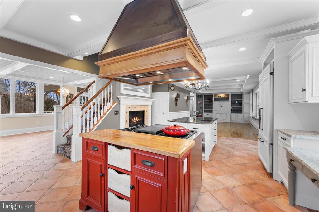 16999 Highland Cir