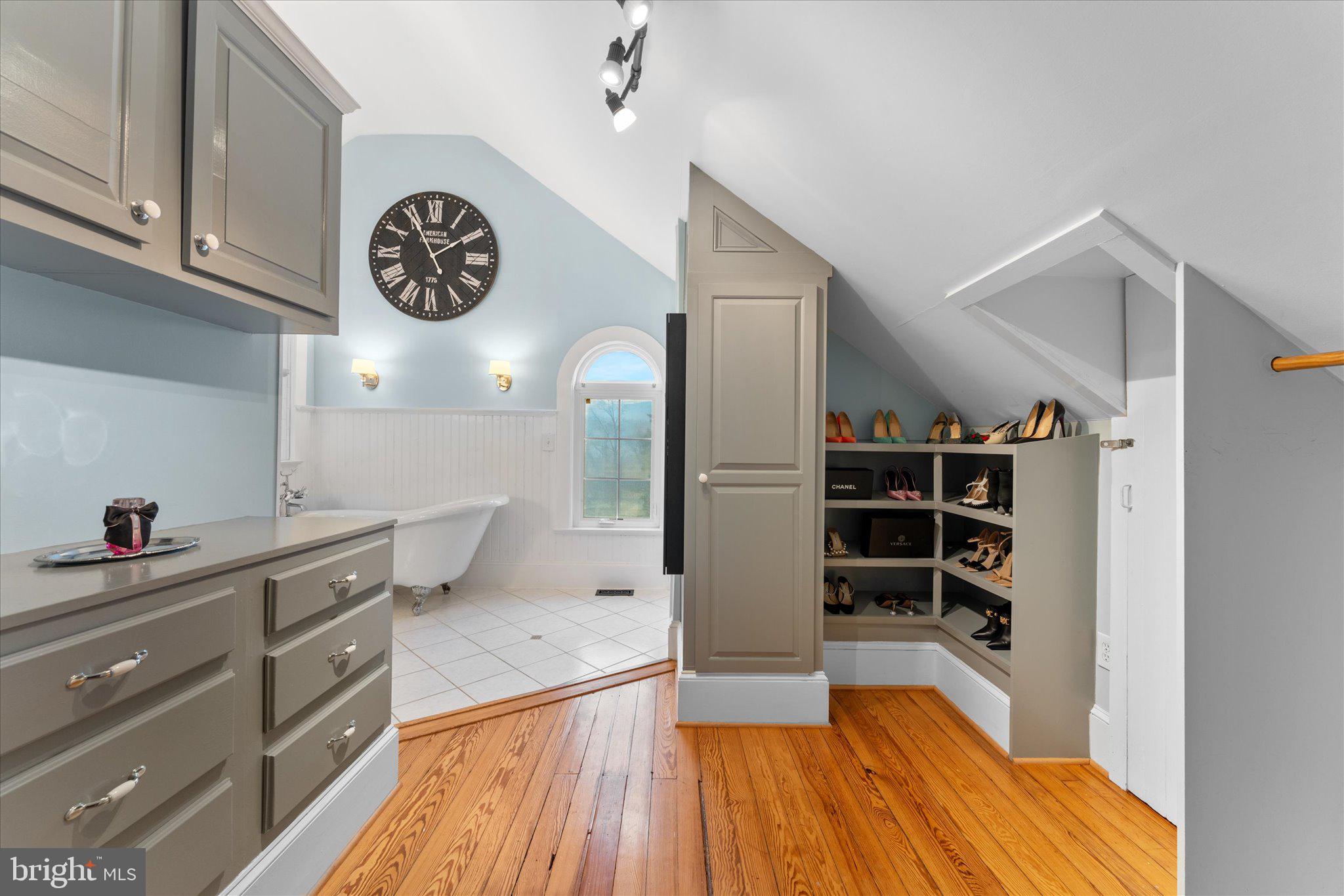 16999 Highland Cir